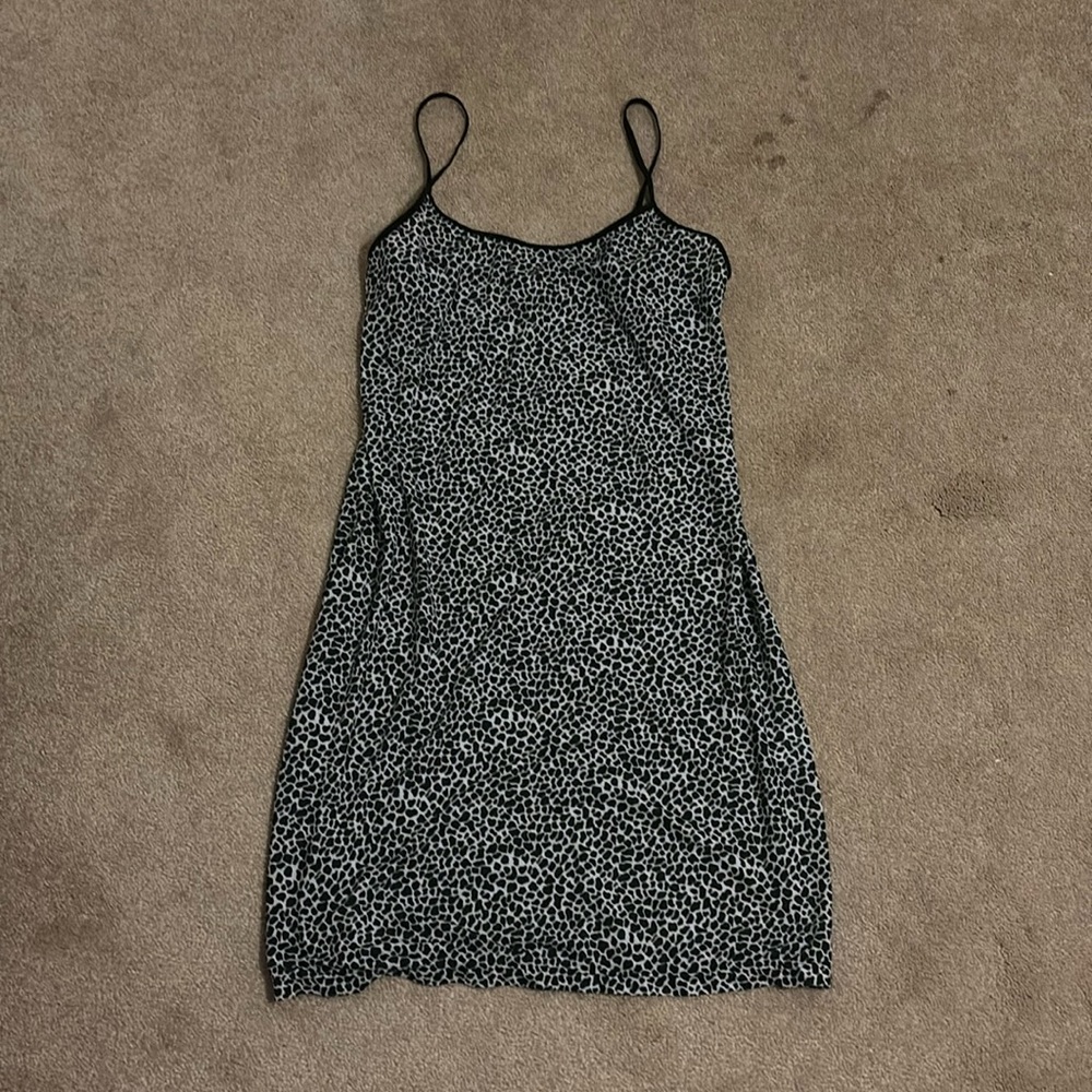 Womens Black & white spaghetti strap pajama dress Vroom & Dreesman brand size L
